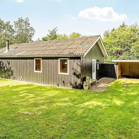 Three-bedroom In Toftlund 32 *