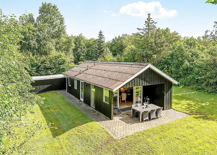 Three-bedroom In Toftlund 32 Feriehus